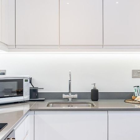 St Albans 2 Bed Luxury City Apartment, 5 Mins Walk To Train & Allocated Parking Luaran gambar