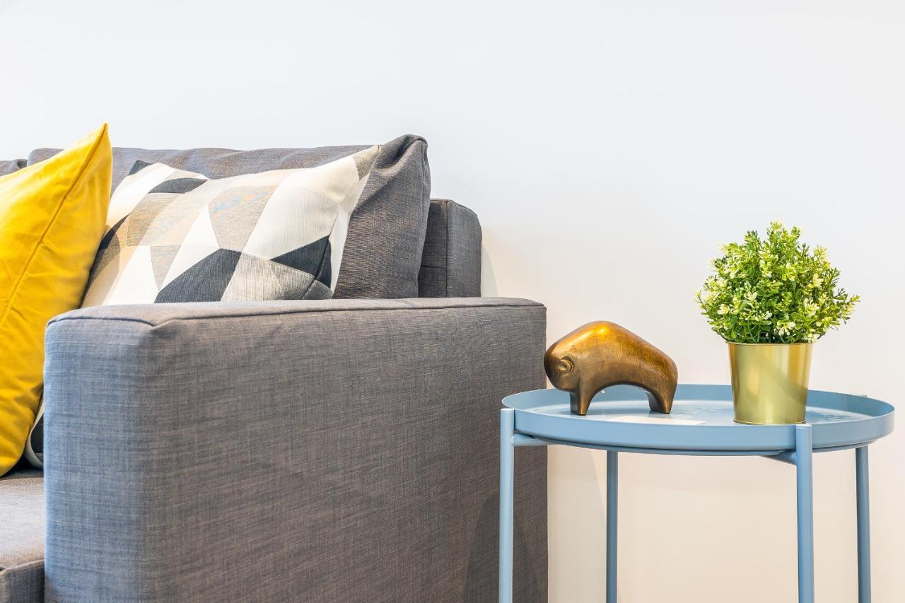 St Albans 2 Bed Luxury City Apartment, 5 Mins Walk To Train & Allocated Parking Luaran gambar